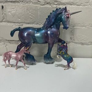 Lot of 3 Breyer Horses